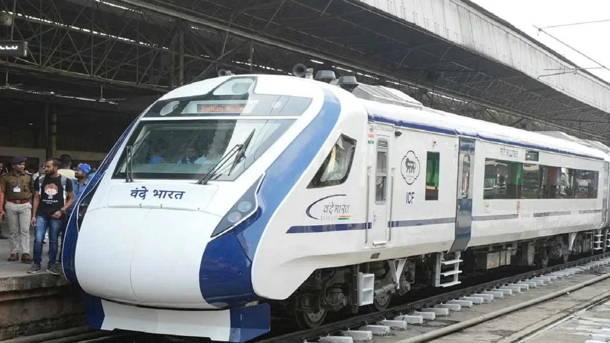 Indian Railways Tata Steel Will Make Vande Bharat Train In Two Week