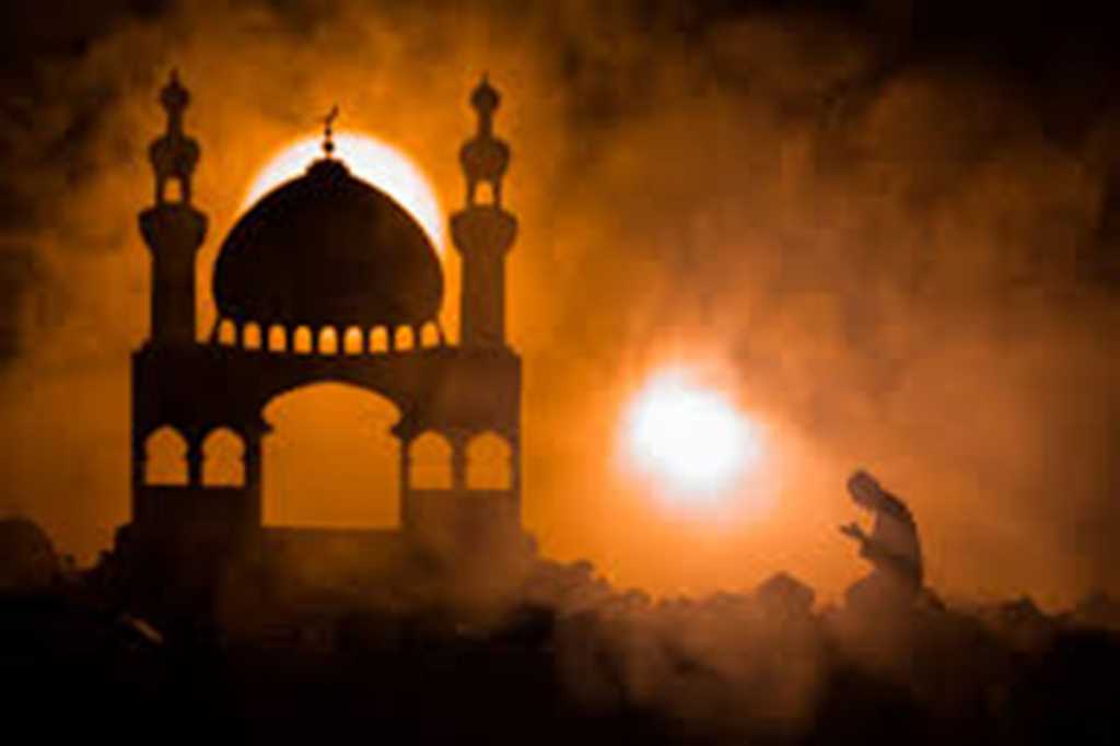 EID2021: मस्जिदों-मैदानों में नमाज पर पाबंदी, जाने कब है ईद  