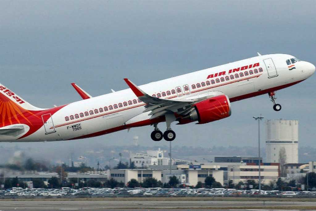 एयर इंडिया की ‘घर वापसी’, रतन टाटा का ट्वीट, ”Welcome back, Air India”