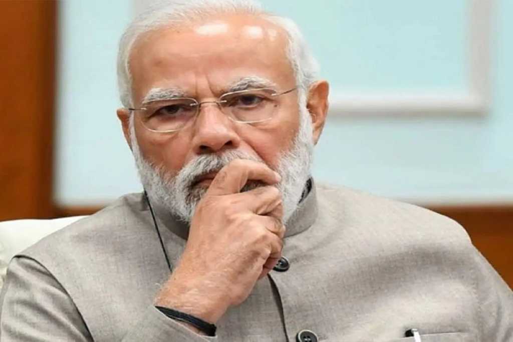 पीएम नरेंद्र मोदी के पास न कार,न जमीन सिर्फ 2 करोड़ की सम्पत्ति  