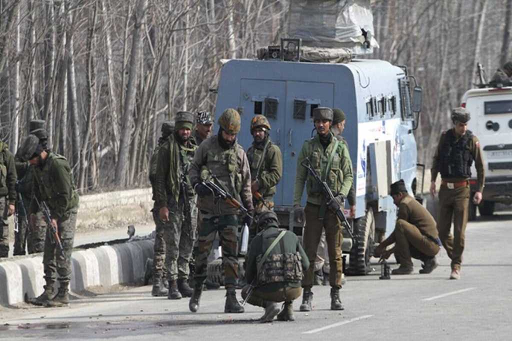 jammu-Kashmir: जम्मू में हिंदू के घर पर आतंकी फायरिंग; 4 की मौत और 9 घायल