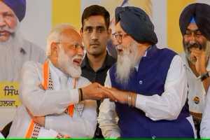 PM Modi Prakash Singh Badal