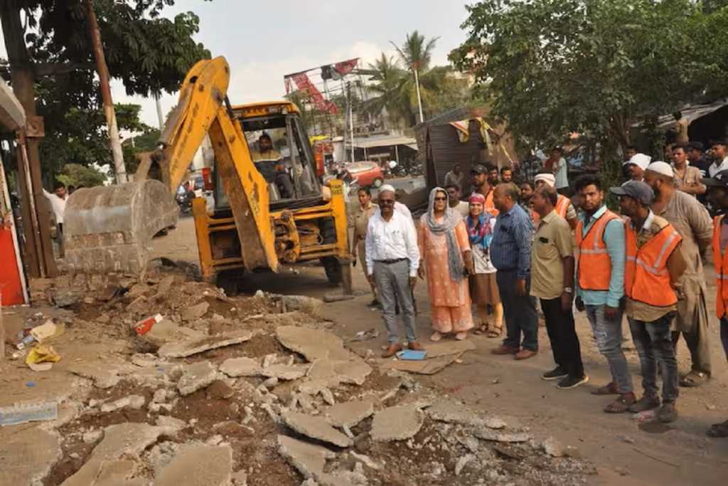 संभाजीनगर में 100 फीट सड़क अतिक्रमण मुक्त, नगर निगम ने 40 अतिक्रमण हटाए