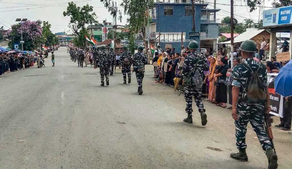 मणिपुर: जब सुरक्षाबलों को उग्रवादियों को मजबूरन छोड़ना पड़ा, जाने वजह   