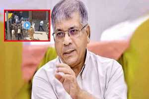 prakash-ambedkar-on-varkari-lathimar