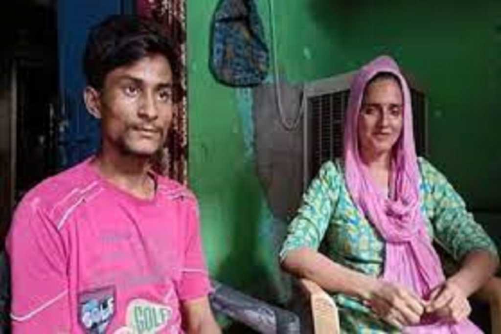 सीमा हैदर फेसबुक और यूट्यूब पर छाई, 2 दिन में हुए 20 हजार फॉलोअर्स