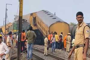 ANdhra-Pradesh-Train-accident