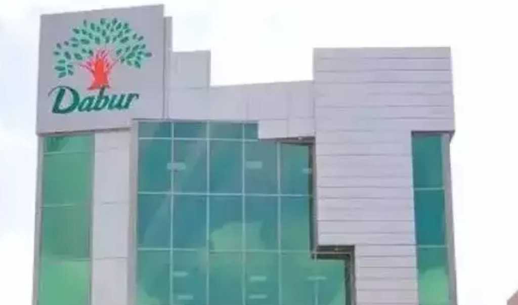 महादेव ऐप मामला: Dabur के टॉप अधिकारियों की सट्टेबाजी में एंट्री, केस दर्ज     