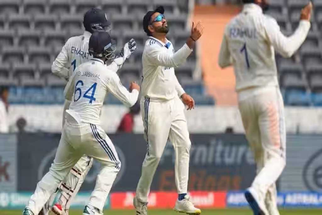 IND vs ENG: इंग्लैंड के खिलाफ तीन टेस्ट मैचों के लिए टीम इंडिया का ऐलान !