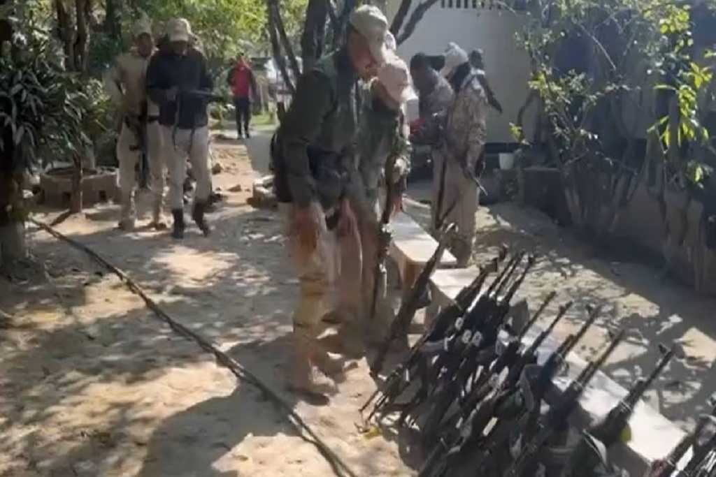 Manipur Violence: 200 बंदूकधारियों ने किया पुलिस अधिकारी का अपहरण, सेना बुलाई