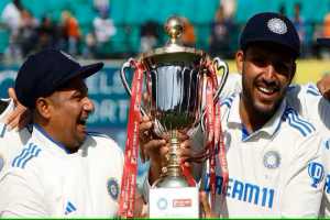 BCCI-rained-crores-of-rupees-on-Sarfaraz-Khan-and-Dhruv-Jurel