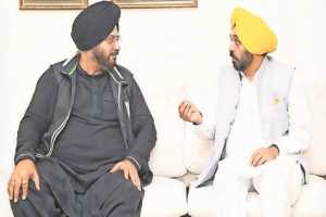 Bhagwant-Mann-Navjot-Singh-Siddhu