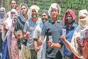 ok-sabha-election-2024-phase-1-of-lok-sabha-polls-registers-62-37percent-polling-despite-heatwave