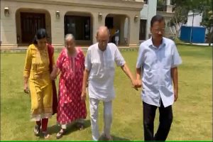 Arvind-Kejriwals-parents-interrogated-in-Swati-Maliwal-case-Bibhav-Kumar-appears-in-court