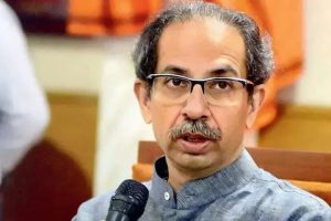 Big-shock-to-Uddhav-Thackeray-even-before-Lok-Sabha-results