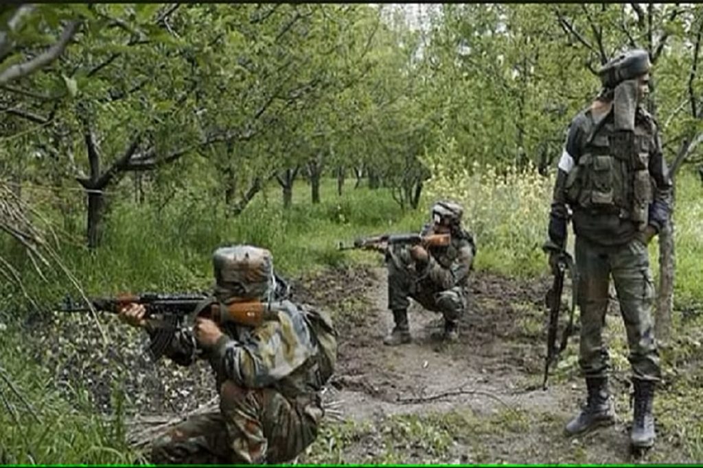 Chhattisgarh Encounter: सुरक्षाबलों ने आठ नक्सलियों को किया ढेर, एक जवान शहीद और दो घायल!