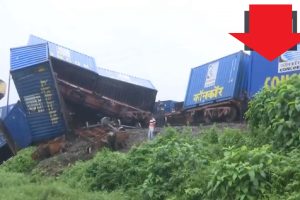 west-bengal-goods-train-ramp-into-kanchenjunga-express-several-injured