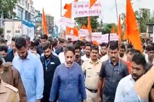 Demand for beef ban in Ratnagiri; Hindu society got angry!