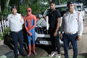 'Spiderman' would have been sitting on the car's bonnet, police took action by laying webs!