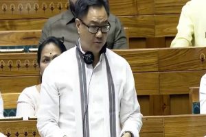 union-minister-of-minority-affairs-kiren-rijiju-moves-waqf-amendment-bill-in-lok-sabha