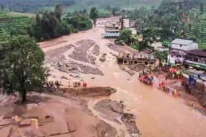 wayanad-abandoned-homes-being-looted-after-landslides-says-villagers