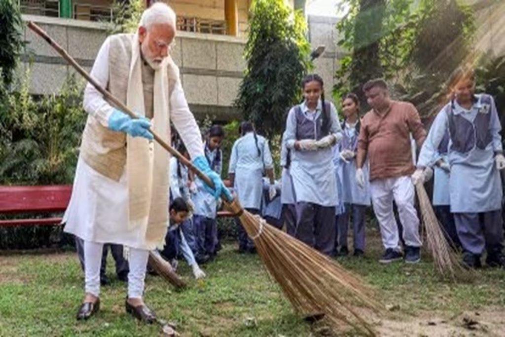 स्वच्छ भारत मिशन के दस साल पुरे, बदल दिया इतिहास !