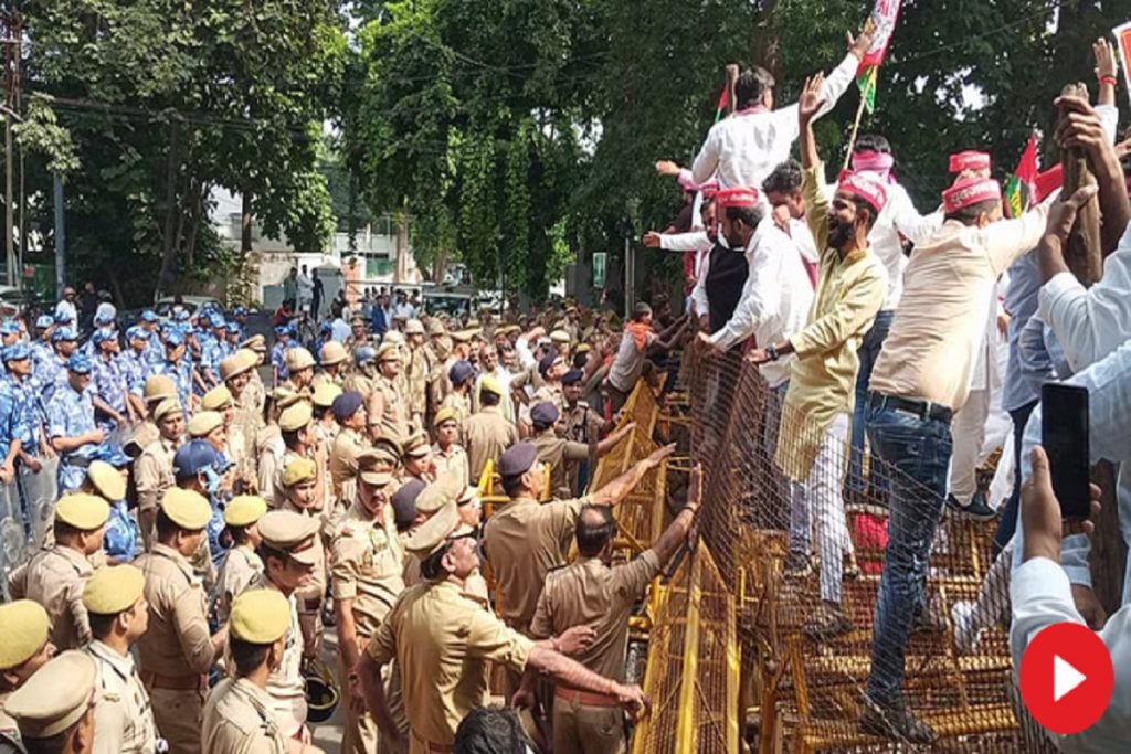 UP: जय प्रकाश नारायण जयंती पर प्रदेश की सियासत गरमाई!, जेपीएनआईसी को किया सील!