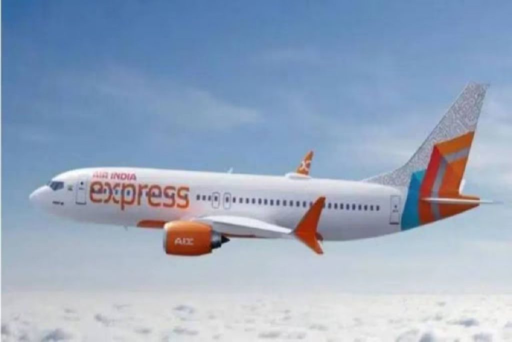 Air India Express:​ ​एयर इंडिया एक्सप्रेस में बम की धमकी, अयोध्या में इमरजेंसी लैंडिंग!