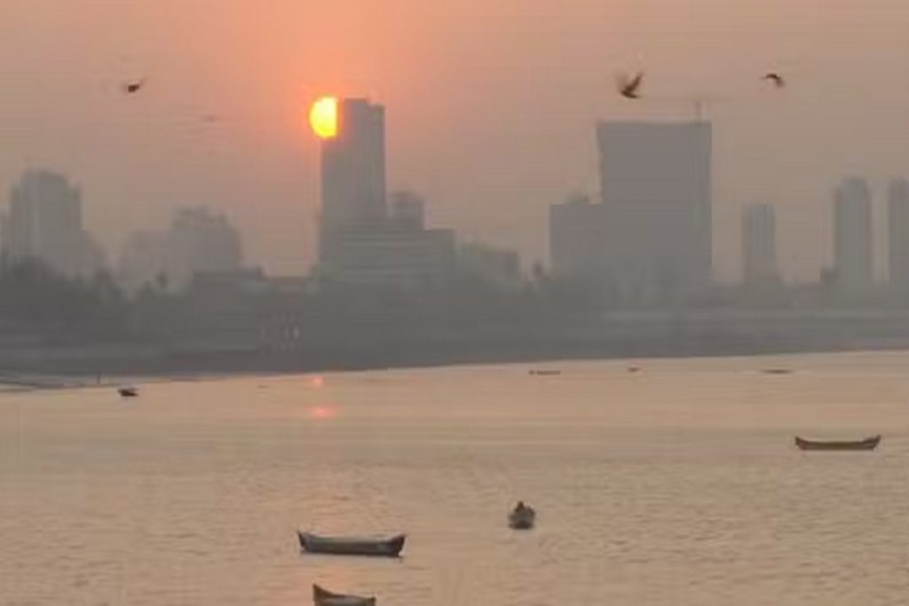 Air Pollution: कोहरे में ढकीं मुंबई, दिल्ली सहित हरियाणा-यूपी में भी एक्यूआई ​में ​भारी गिरावट!