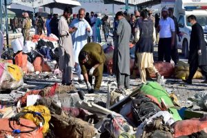 blast-at-pakistans-quetta-railway-station-in-balochistan-many-died-and-injured