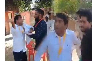 rajasthan-by-election-naresh-meena-independent-candidate-assaults-malpura-sdm-amit-chaudhary