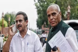 waqf-property-dispute-in-karnataka-jpc-chief-meet-with-farmers-congress-says-he-has-no-right