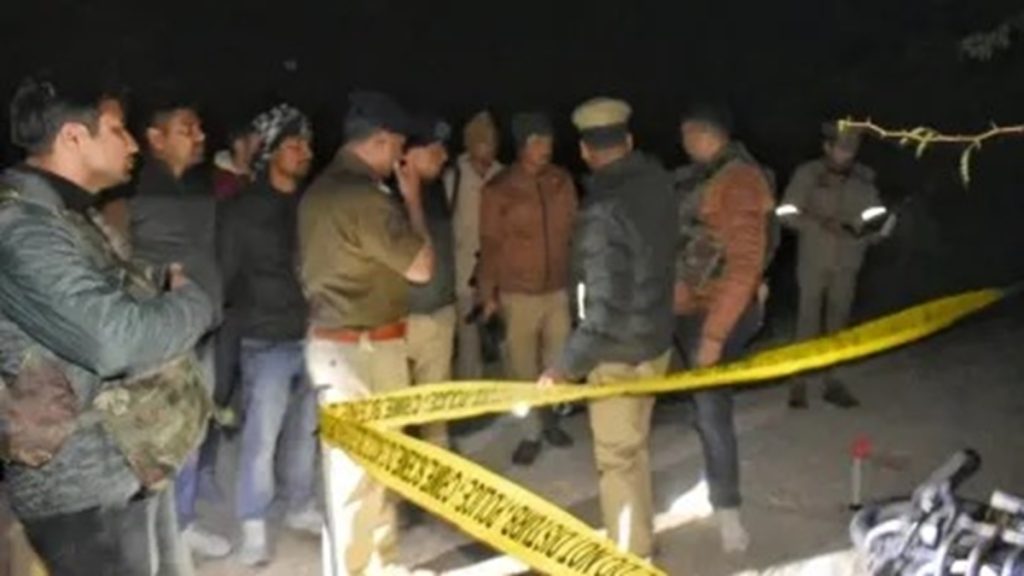 उत्तर प्रदेश: पुलिस के साथ मुठभेड़ में बैंक लुटेरे ढेर !