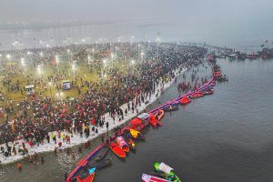 Mahakumbh-2025-Grand-Inauguration-in-Prayagraj-Lakh-Of-Devotees-First-Shahi-Snan