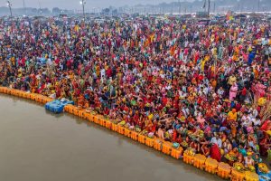 Prayagraj-Mahakumbh-2025-1.5-lakh-devotees-took-bath-on-the-ninth-day-in-the-morning-and-more-than-54-lakh-devotees-took-bath-yesterday