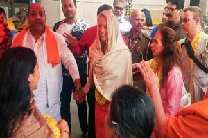 steve-jobs-wife-laurene-powell-jobs-fells-ill-allergy-attends-maha-kumbh-2025