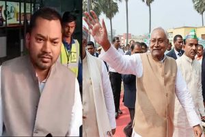 Bihar-Nishant-Kumar-asked-for-votes-from-his-father-CM-Nitish-Kumar-JDU-NDA-Assembly-elections