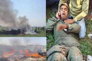 Fighter-Plane-Crash-Air-Force-fighter-plane-crashes-catches-fire-as-soon-as-it-falls-in-field-Bahreta-Shivpur