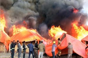 Mahakumbh-Many-camps-burnt-to-ashes-due-to-fire-in-Sector-8-fire-incident-happened-for-the-fifth-time