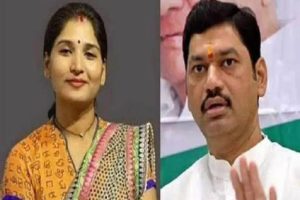 anjali-damania-reaction-on-bandra-family-court-accept-karuna-is-dhanajay-munde-first-wife-what-damania