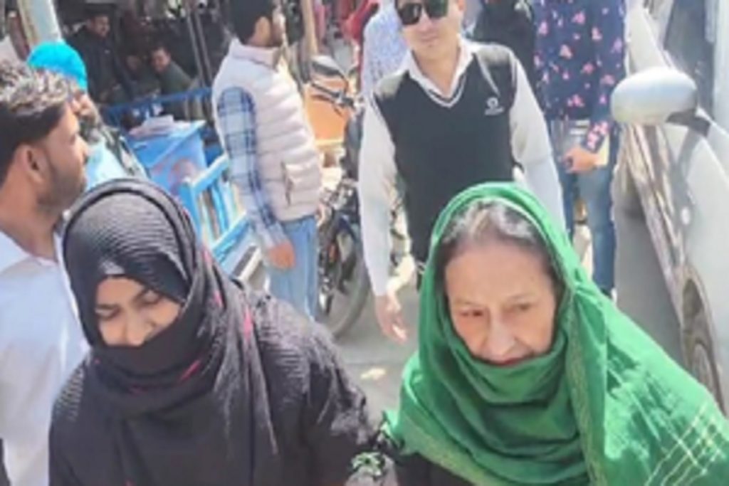 UP: सपा सांसद आजम की पत्नी, बेटा और बहन की अंतरिम जमानत 11 मार्च तक बढ़ी!