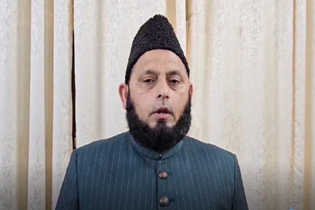 UP: होली के त्योहार को लेकर इस्लामिक सेंटर ऑफ इंडिया ने जुमे की नमाज का समय बदला!