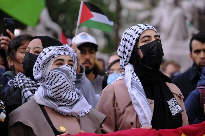 Palestine supporters rally against Trump administration in New York!