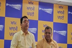 AAP-leader-Aman-Arora-attacks-Congress-and-Sukhbir-Badal-raises-questions-on-Pannus-statements