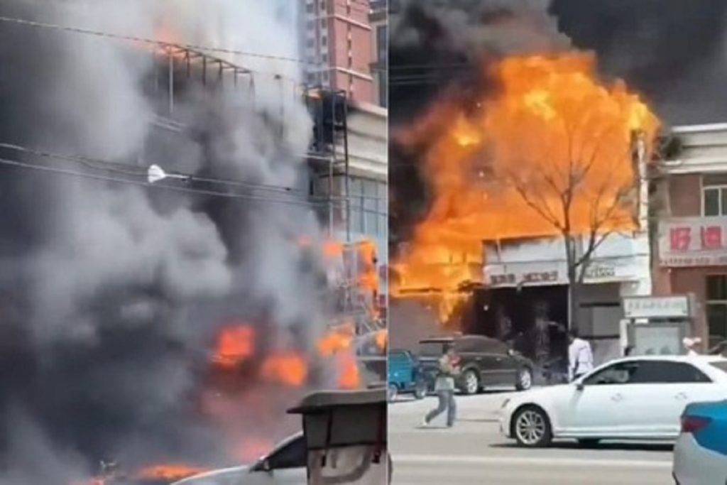 चीन में एक महीने में दूसरी बड़ी आग, रेस्टोरेंट हादसे में 22 मौतें!