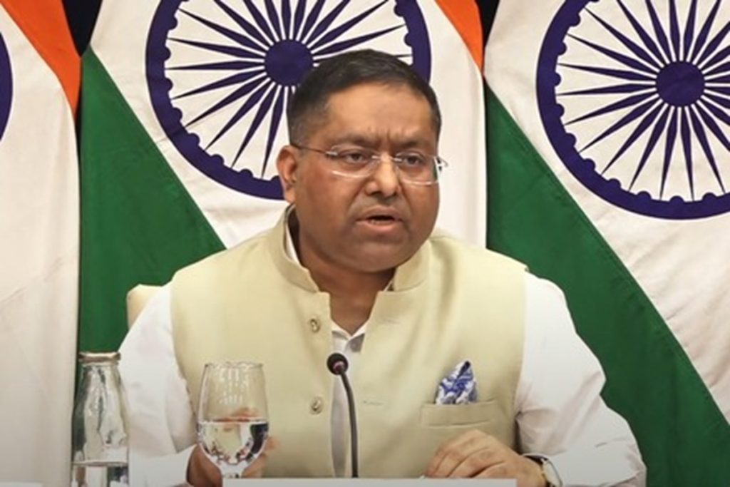 बांग्लादेश सरकार की दोहरी नीति पर भारत का करारा पलटवार: