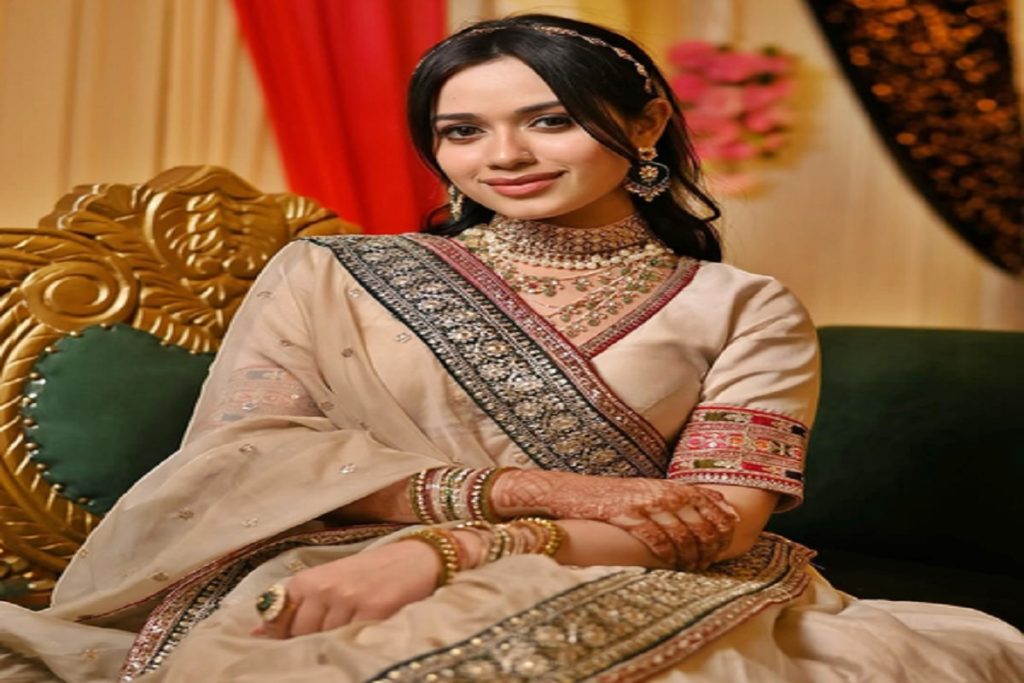 जन्नत का ‘राजकुमारी’ लुक वायरल, दुपट्टे को खास तरीके से किया स्टाइल!