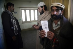More-than-100000-Afghan-citizens-living-in-Pakistan-return-home