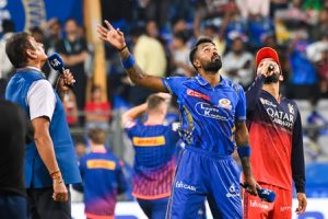 Mumbai-won-the-toss-and-chose-to-bowl-first-Bumrah-and-Rohit-return