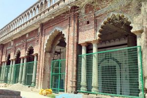 Now-dispute-over-Sambhal-Dargah-Claimed-to-be-built-on-government-land-Mutawalli-said-Waqf-proper